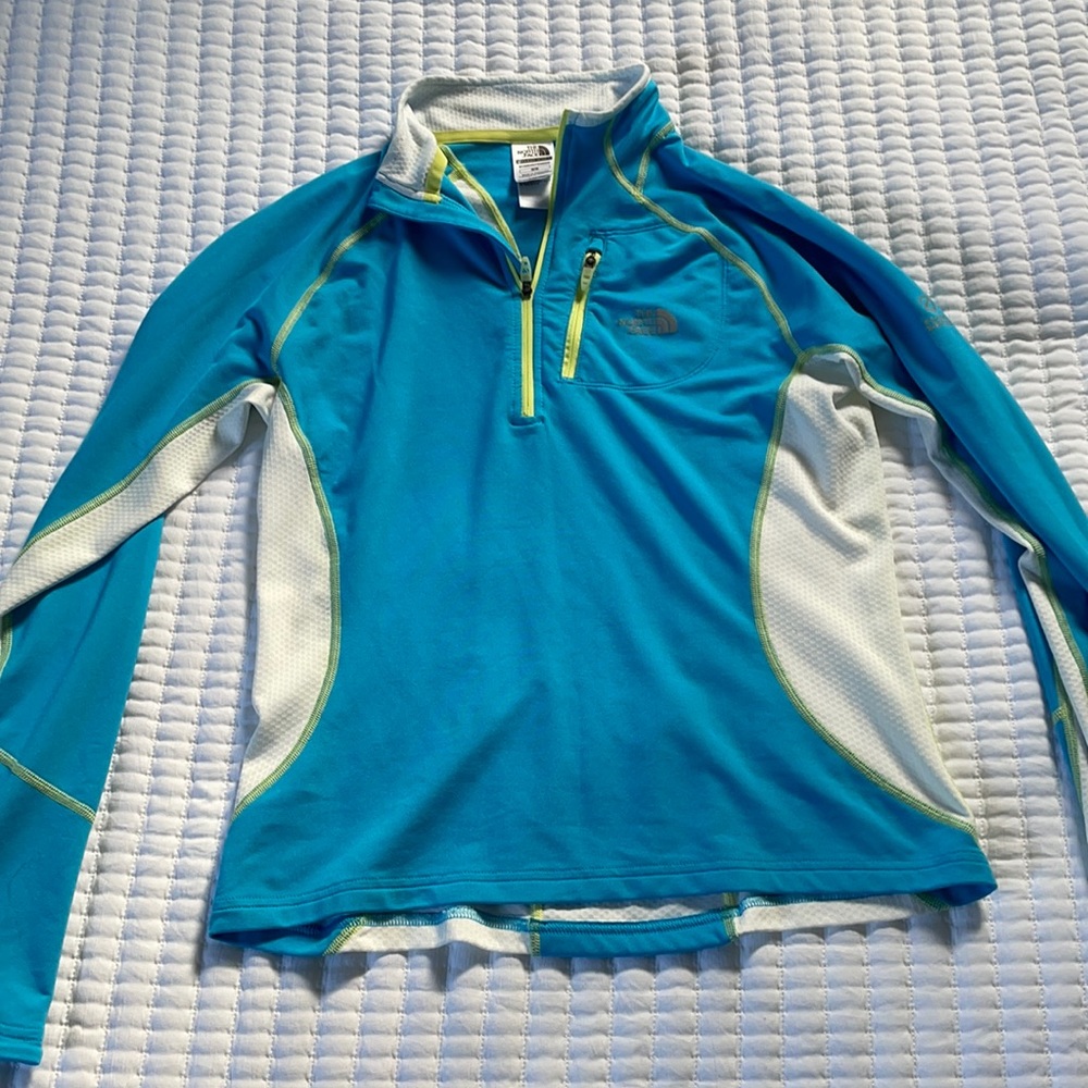 The North Face Quarter Zip NWOT